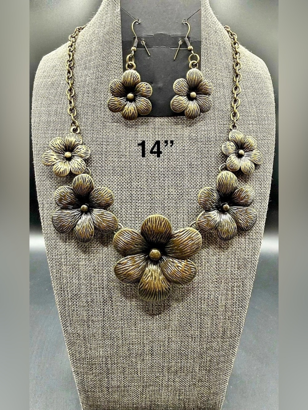 Floral Necklace & Earrings